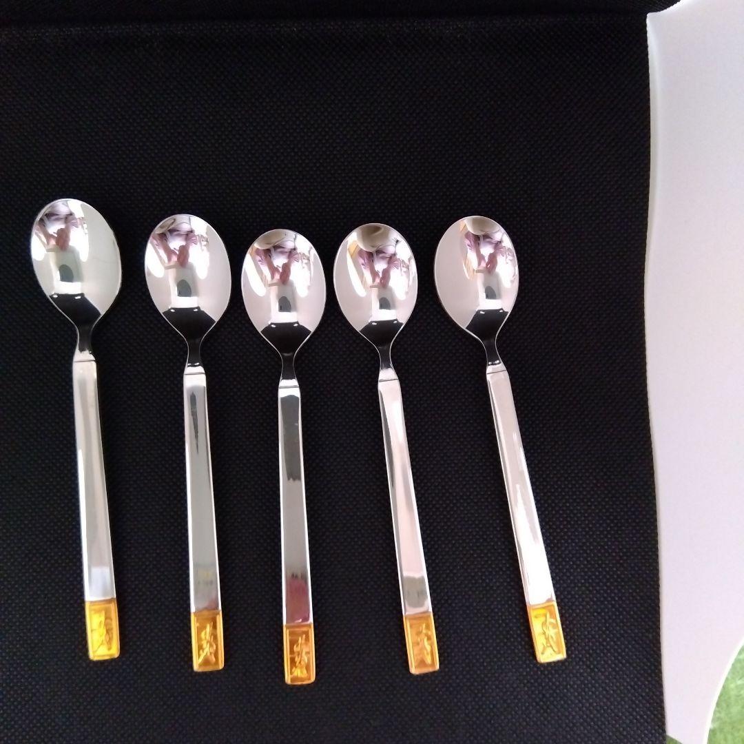 イブサンローラン ステンレススチール製スプーン5本セット - メルカリ