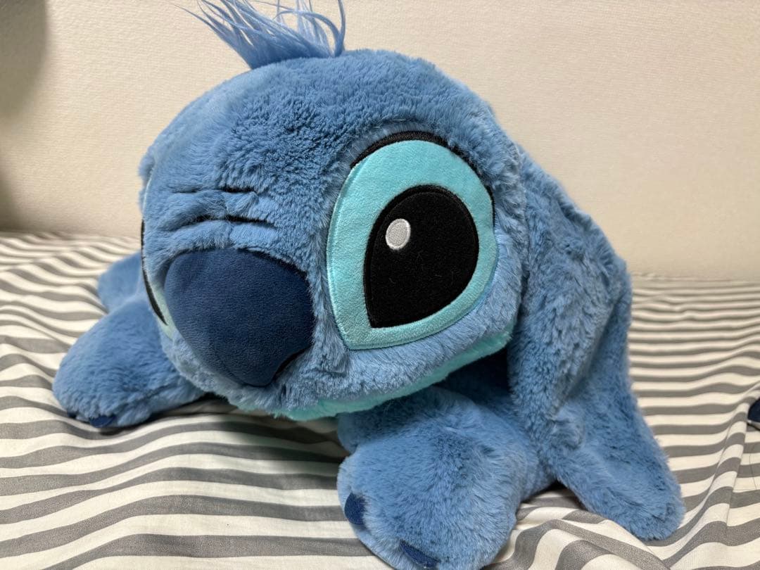 スティッチ　寝そべり　抱き枕ぬいぐるみ おもちのような柔らかさの抱き枕（選べるキャラクター）(ディズニー