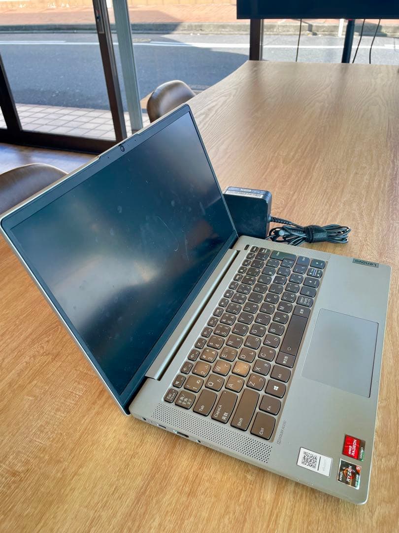 【ジャンク】Lenovo 14インチ IdeaPad Slim 550ノートPC