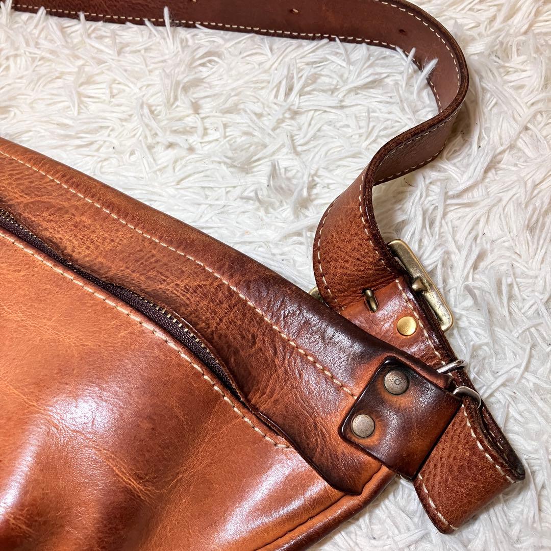 ☆旧品番 貴重☆ HERZ ヘルツ F-6 三日月ボディバッグ タンドー 本革