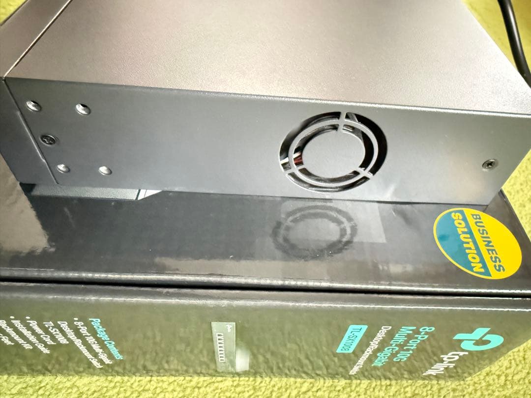 tp-link 8ポート10GbpsスイッチTL-SX1008 付属品完備 - メルカリ