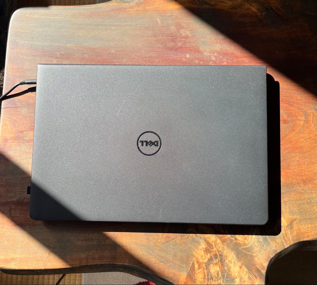 DELL Insprison 15 ｜RAM4GB｜1TB