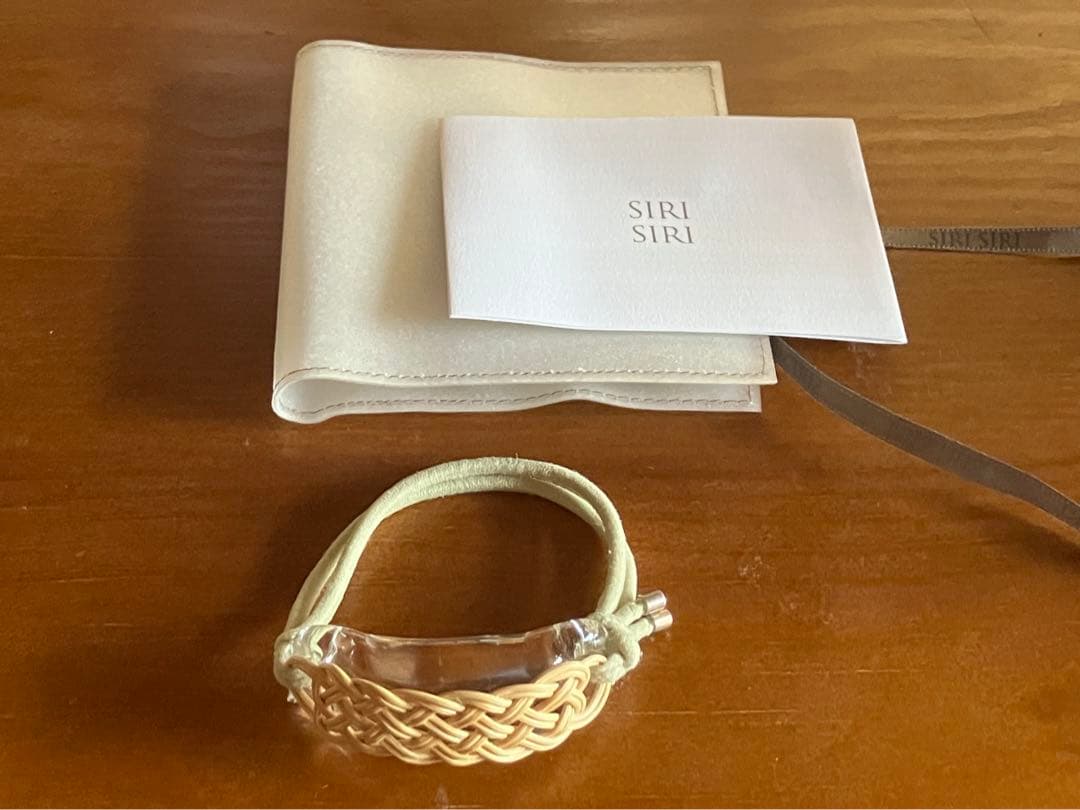 SiriSiri シリシリ　ヘアバンド