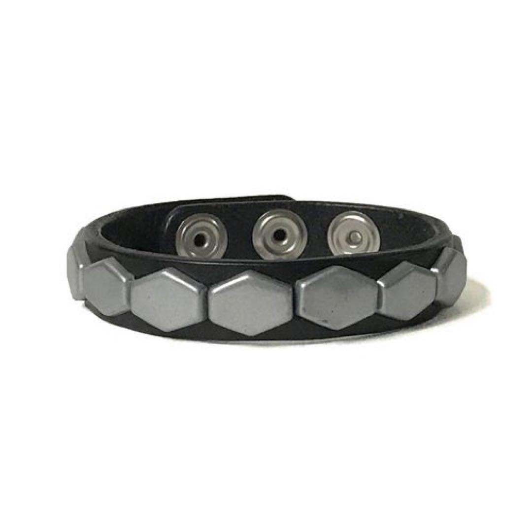 PEEL&LIFT small hex wristband スタッズブレス