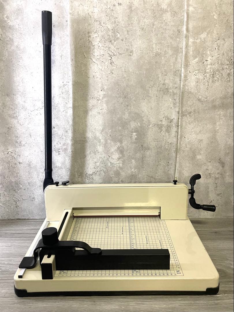 裁断機 ペーパーカッター 大型 オフィス用