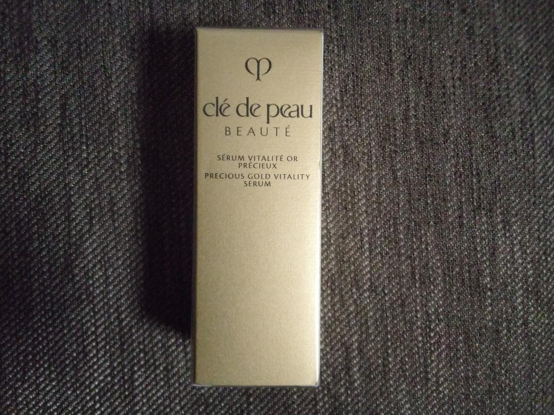 クレ・ド・ポーボーテ　セラムヴィタリテオープレシュー本体