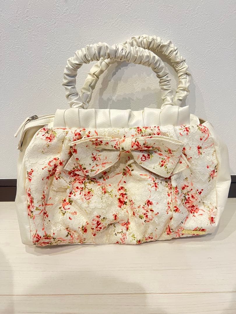 リズリサ　 花柄ハンドバッグ