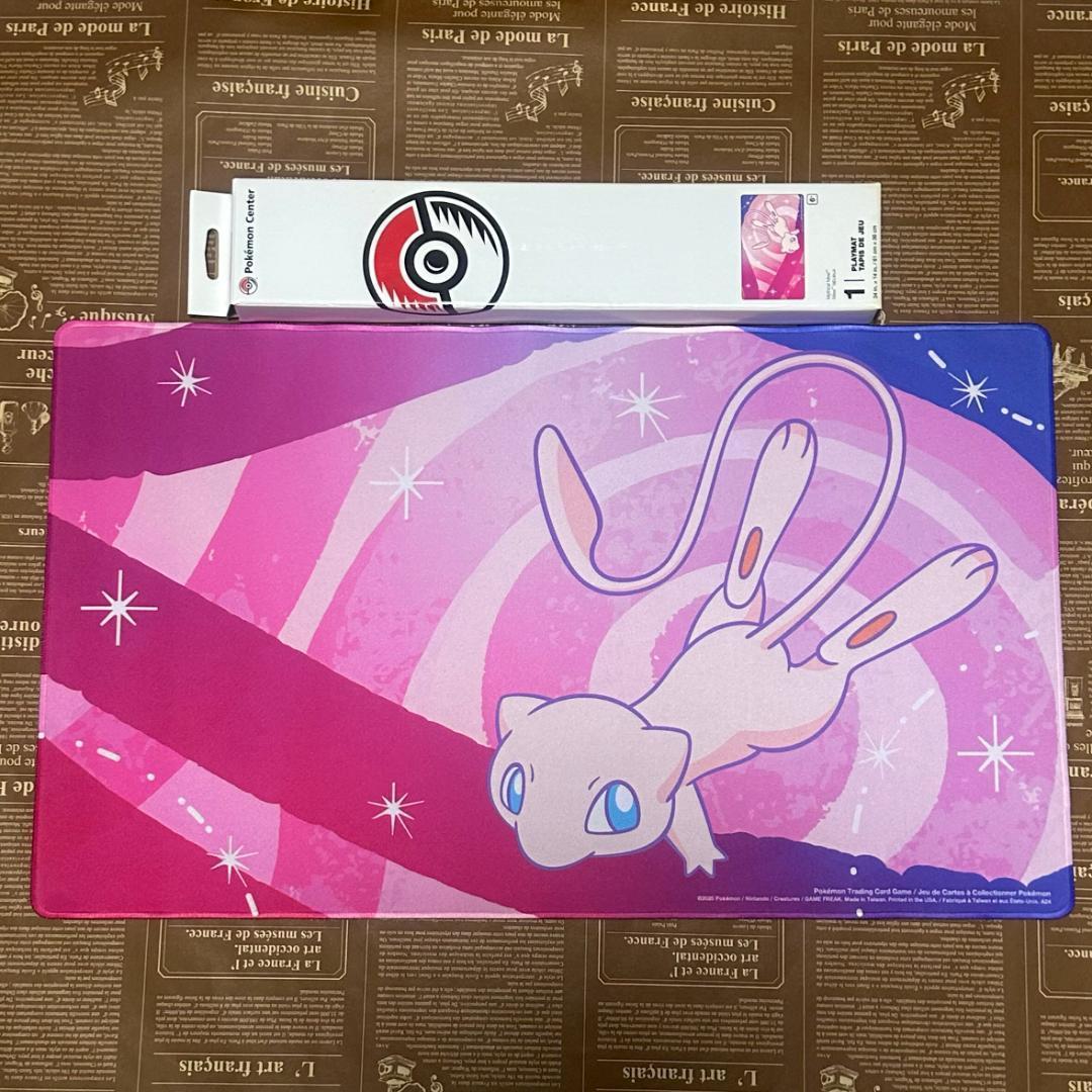 【 海外ポケモンセンター限定品！ 】ミュウ ポケモン プレイマット