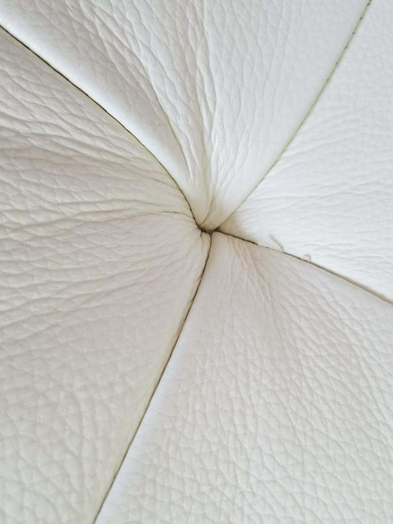 ②IDC 大塚家具 本革 オットマン L/Sコンフォート ホワイト レザー