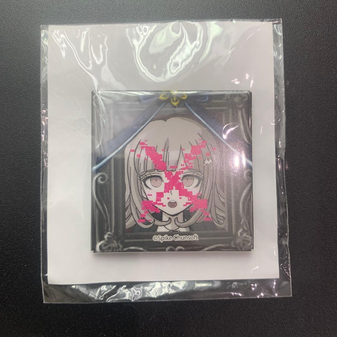 ダンガンロンパ 遺影スクエア缶バッジ 七海千秋 楽コレ C-27 - メルカリ