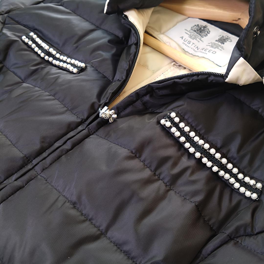 オースチンリード フード付きダウンコート L40 ビジュー装飾つき 黒 白