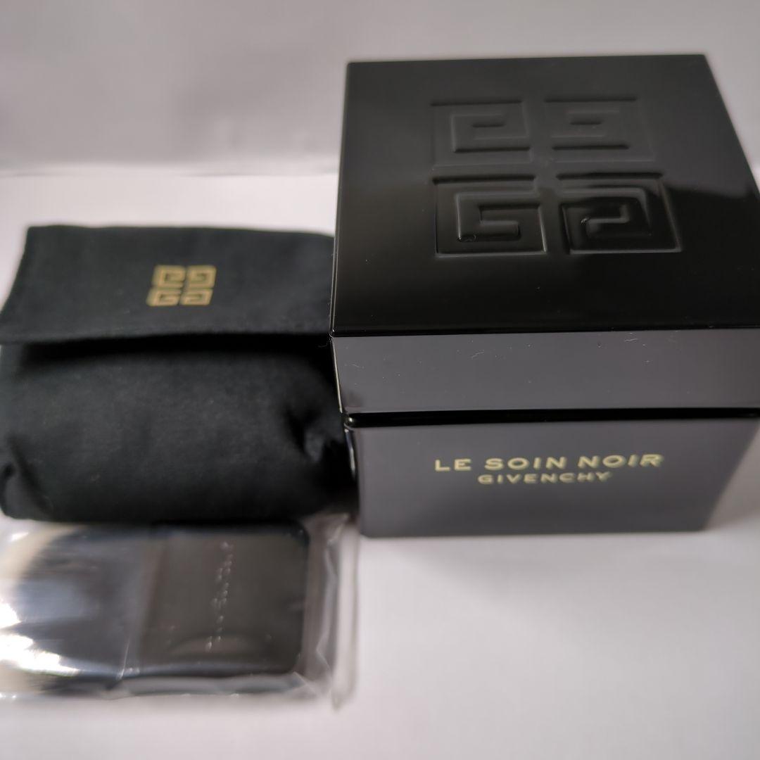 ジバンシイ ソワン ノワール ファーミングレース マスク