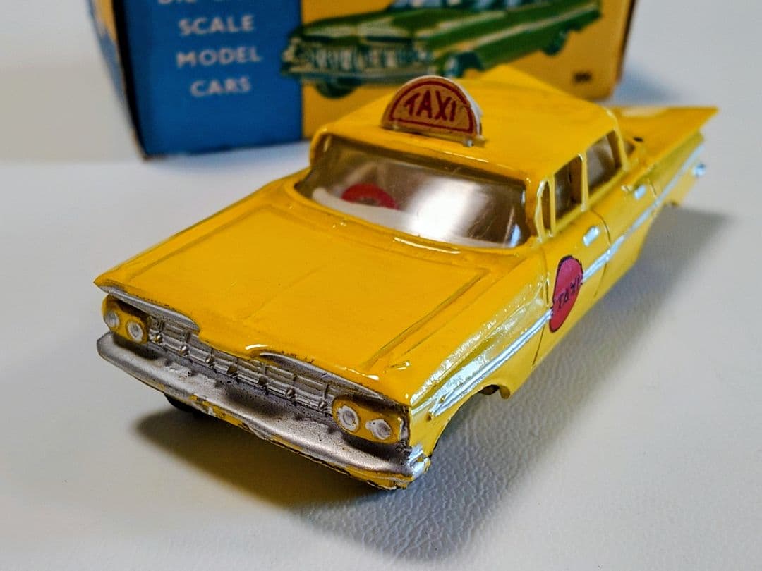 ミニカー MILTON MINI TOYS No,306 CHEVROLET TAXI