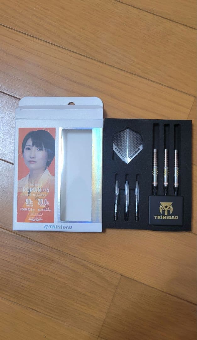 ローマン5　ダーツ　バレル　トリニダード　ROMAN 5　宮脇実由