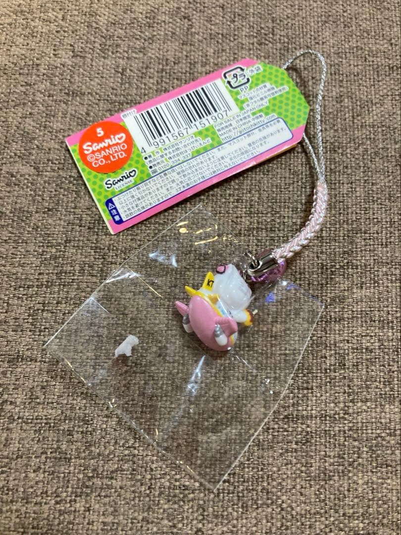 ハローキティ ご当地キティ 根付け 大阪限定 関西・伊丹空港バージョン