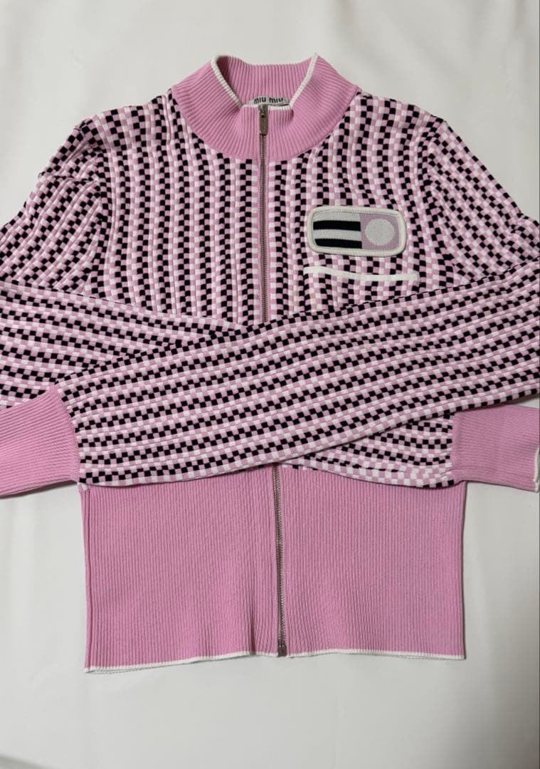 最終価格 ほぼ新品Sサイズ MIU MIU 伸縮性 カーディガン - メルカリ