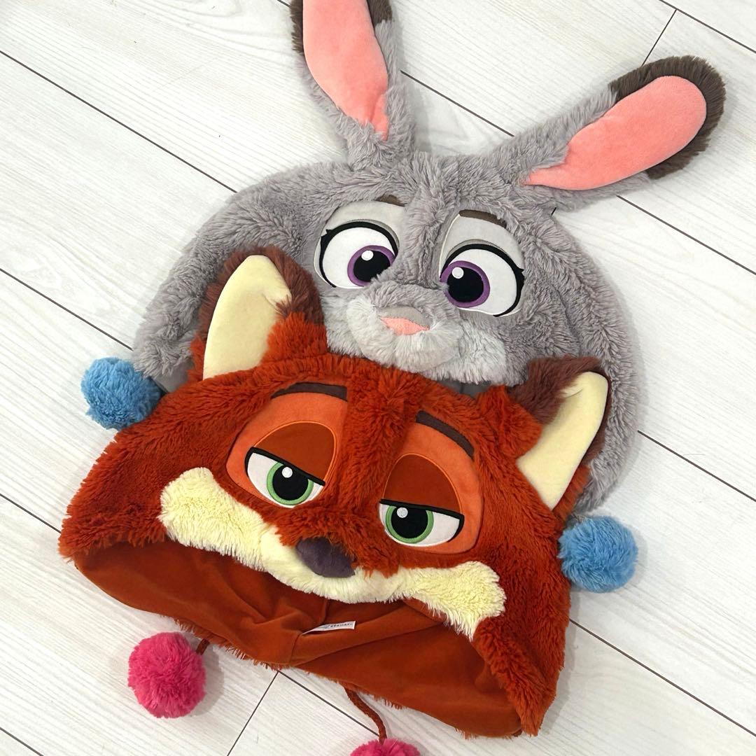 ズートピアファンキャップ ジュディ ニック 2点セット - メルカリ