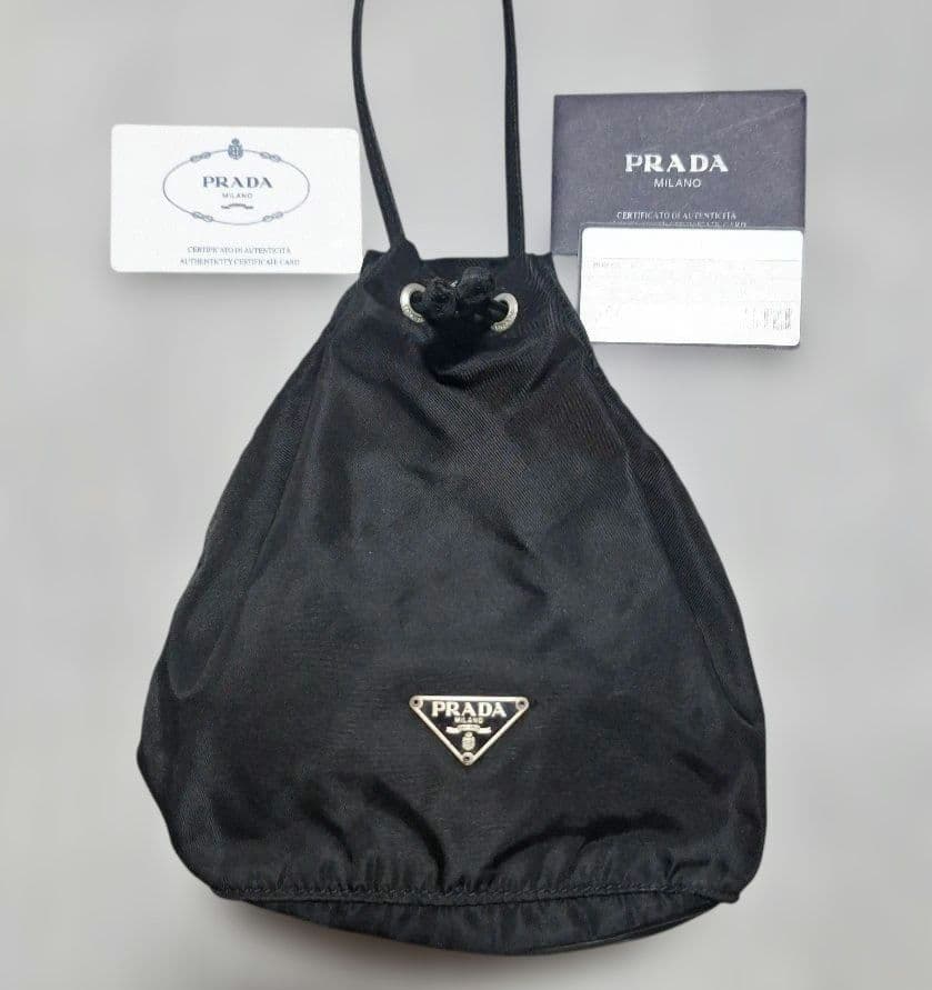 mer.yPRADA ブラック ナイロン ドローストリングバッグ