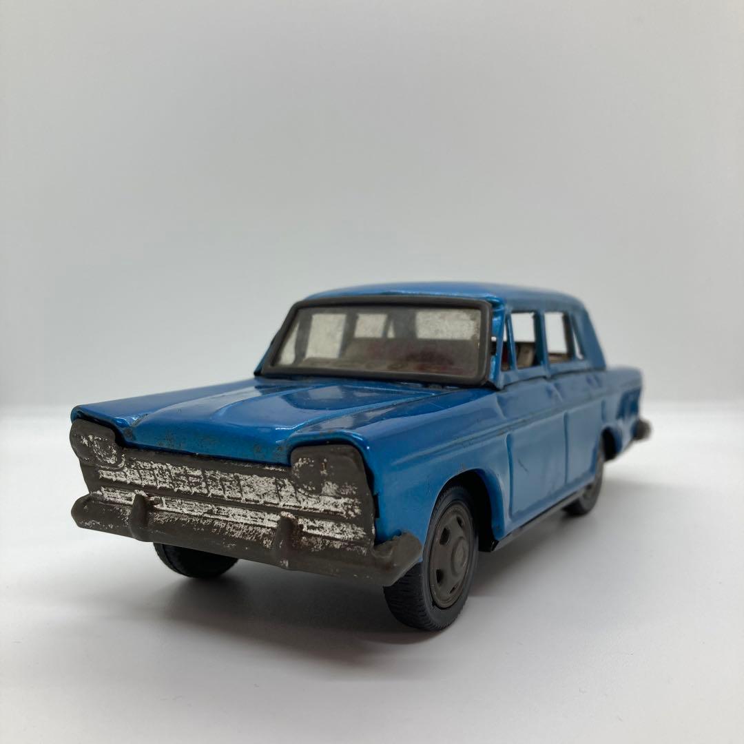 日本製 FIAT フィアット 2300 ブリキ自動車 レトロ