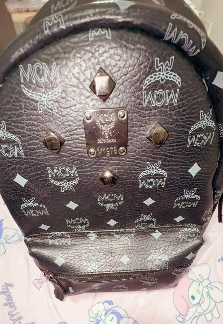 mcmバック NWT MCM Small Stark Vintage Jacquard Monogram Canvas Leather
