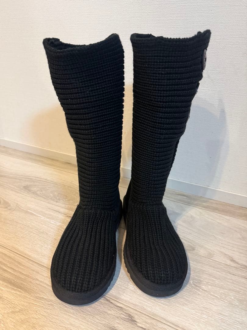 UGG ニットブーツ 黒 UGG（ブーツ）のフリマアイテム一覧