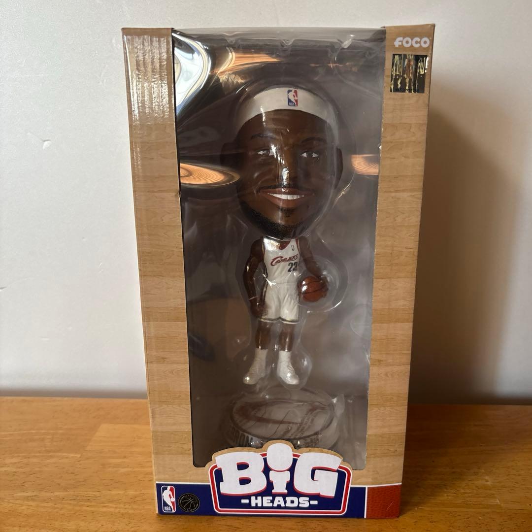 レブロンジェームズ　ボブルヘッド フィギュア　NBA レイカーズ