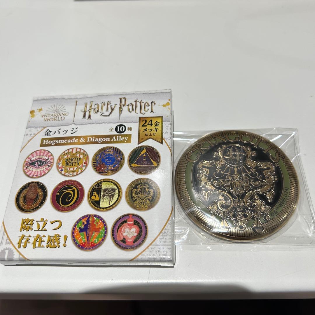 ハリーポッター 24金メッキ 缶バッジ グリンゴッツ - メルカリ