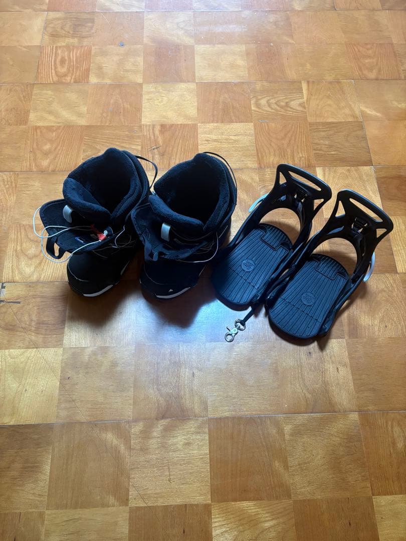 スノーボード BURTON STEP ON ZIPLINE 24.0