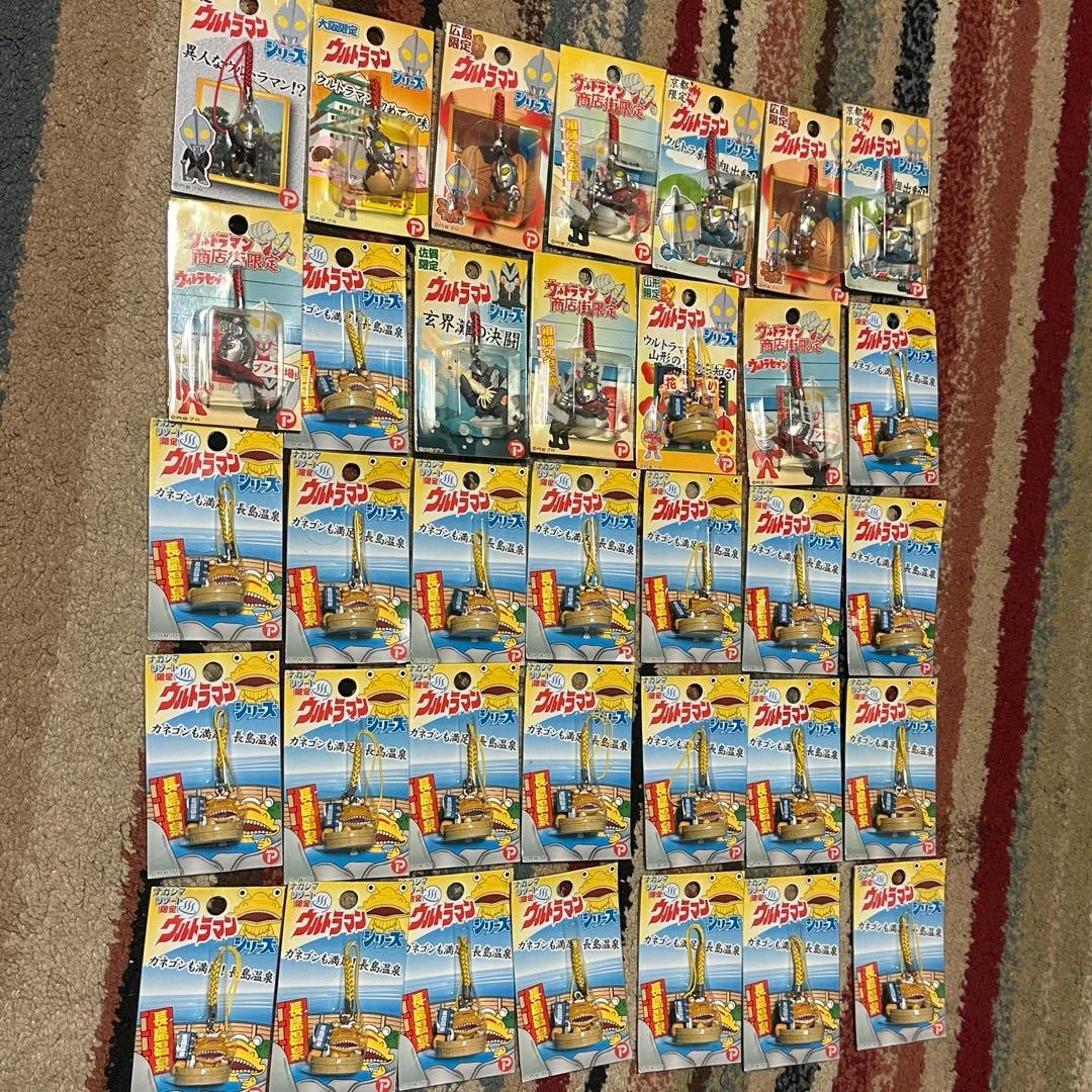 ウルトラマンご当地ストラップ大量35個まとめ売り - メルカリ