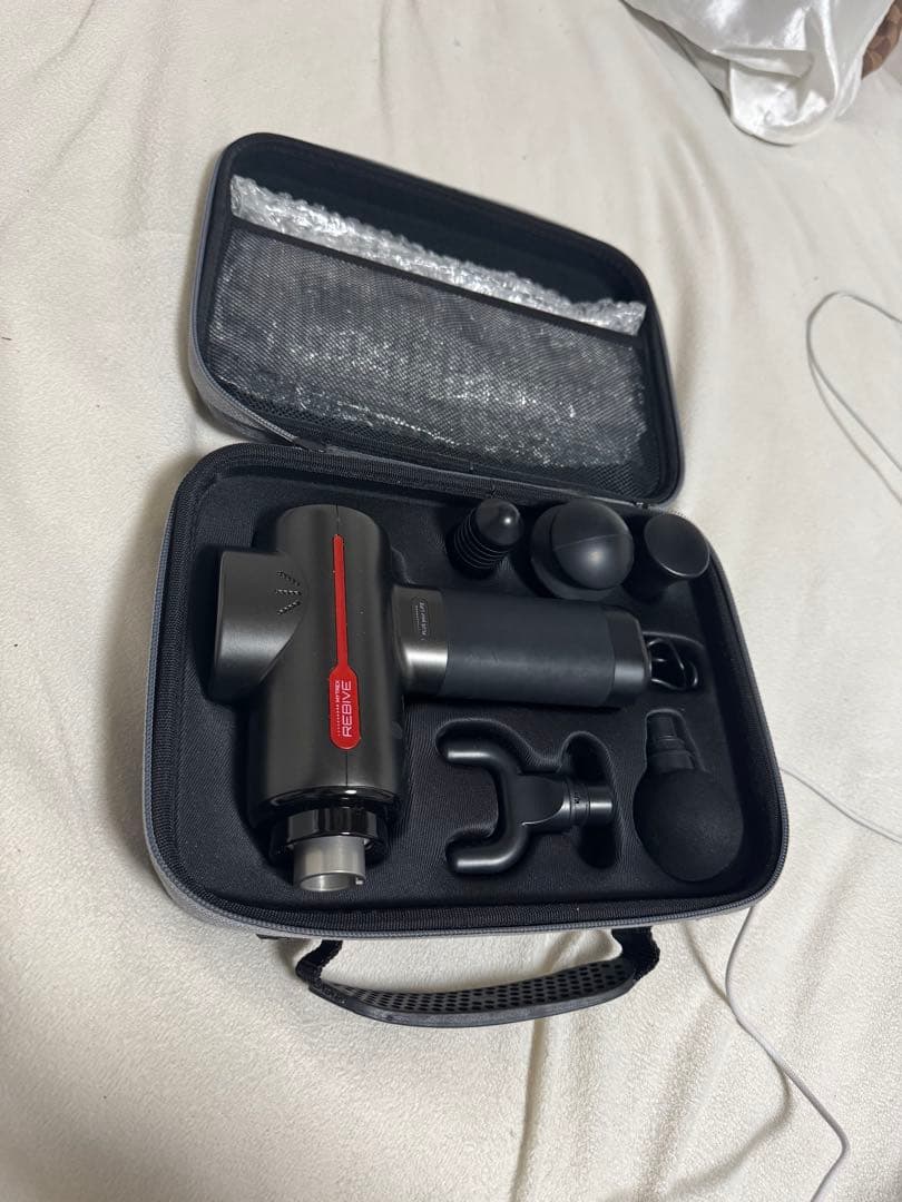 早い物勝ちREJUVENATE マッサージガン 5種ヘッド付