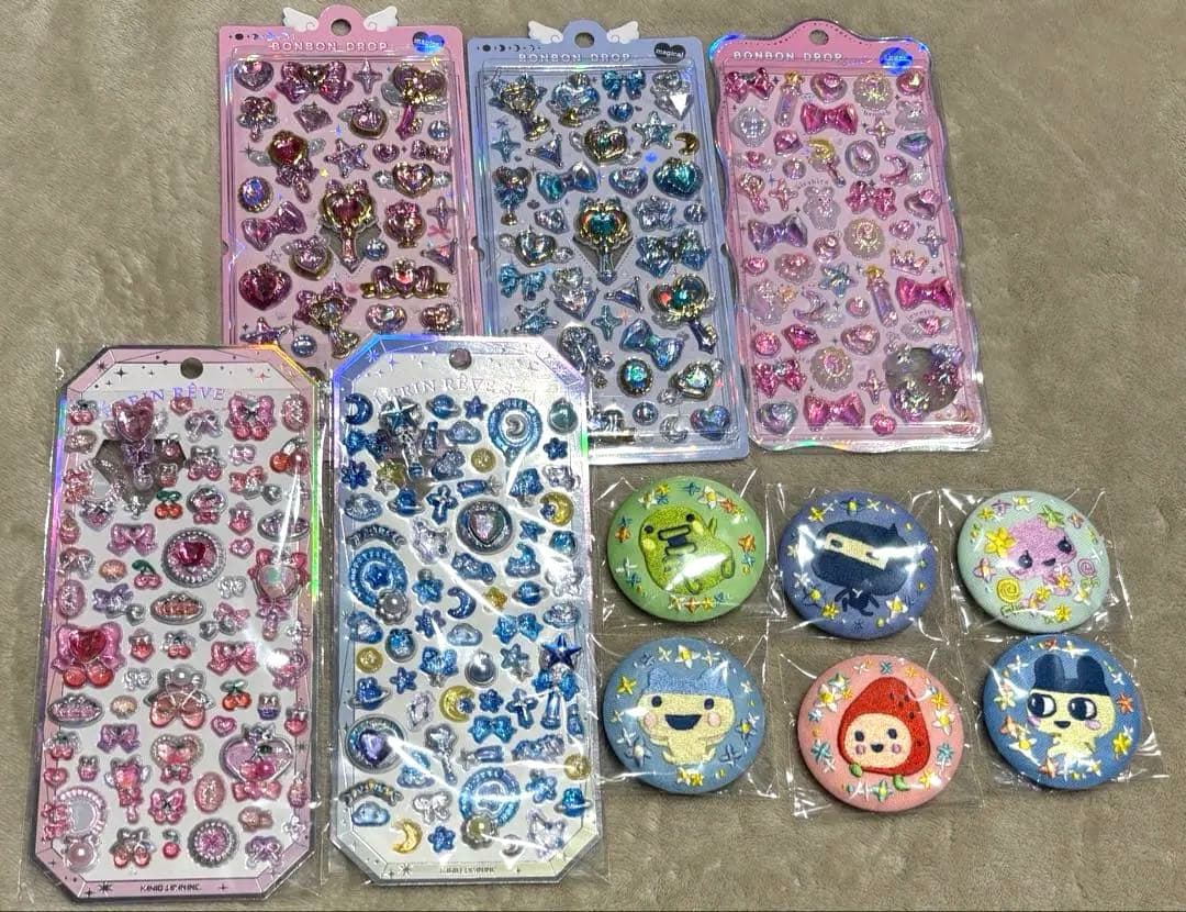 【新品正規品】ボンボンドロップシール　たまごっち刺繍缶バッチ　セット