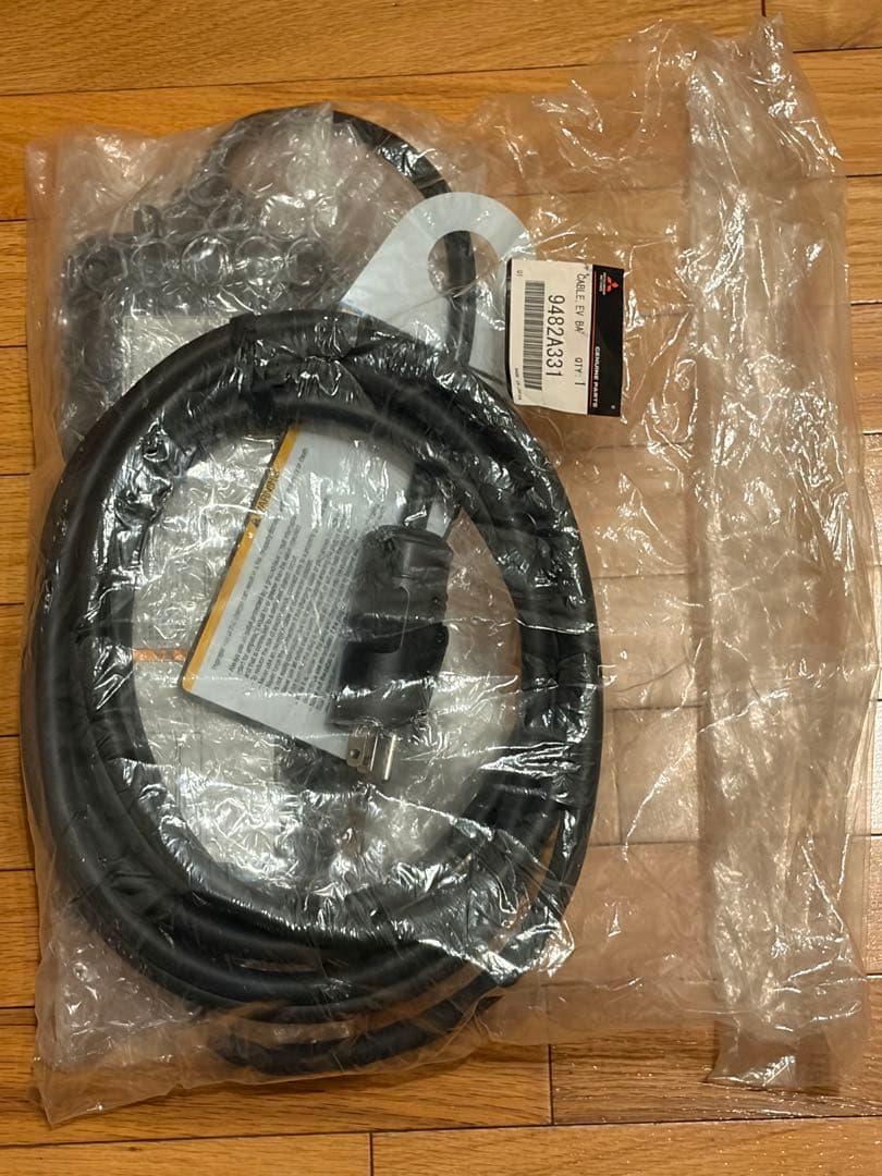 希少100V 新品 三菱アウトランダー PHEV純正V充電ケーブル - メルカリ
