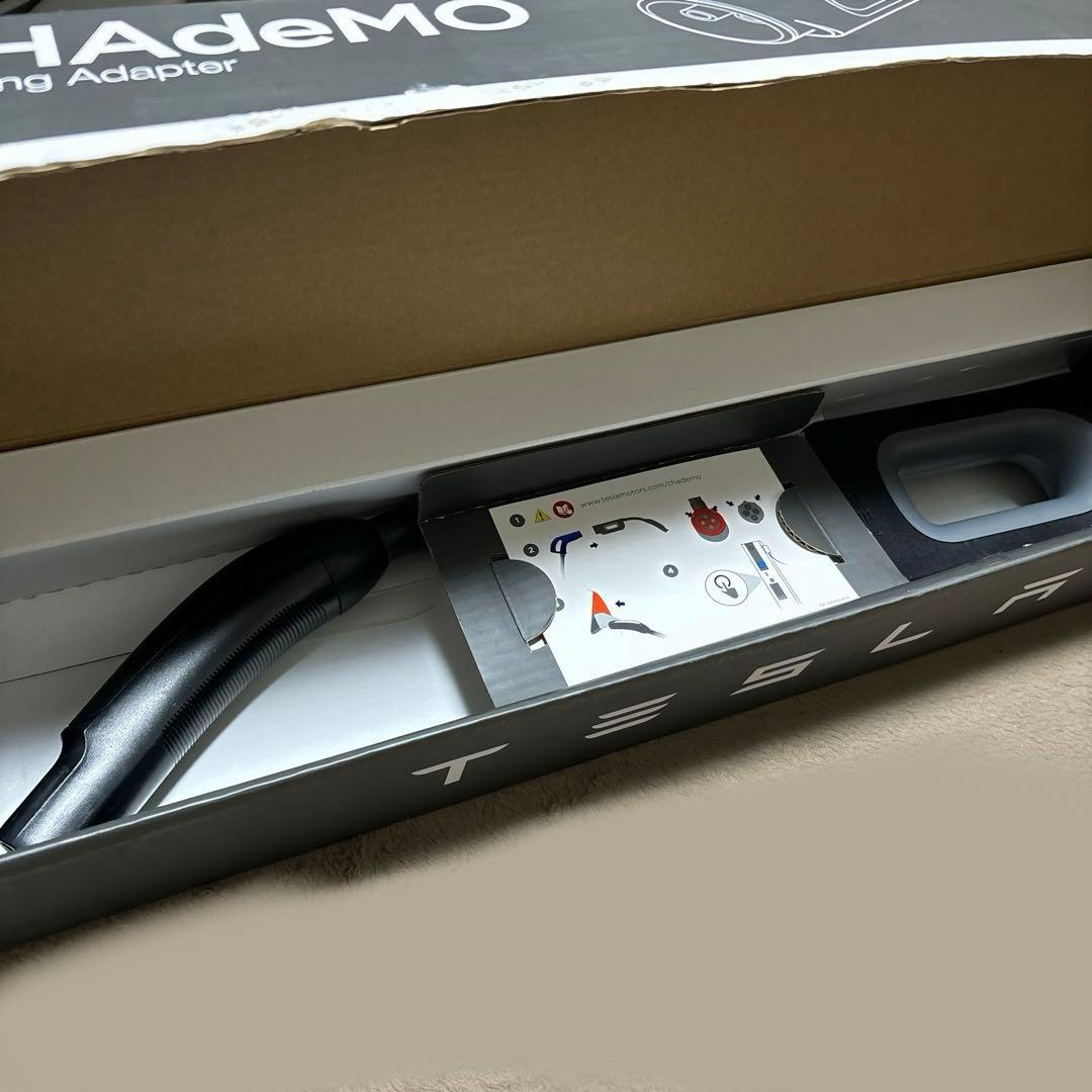 テスラ チャデモアダプター 韓国製 純正 Tesla CHAdeMO 充電器