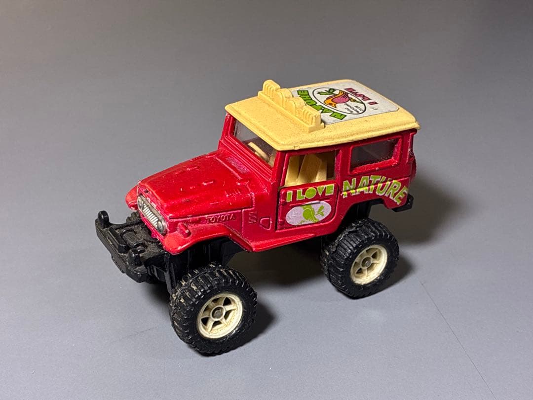 トミカ 日本製 トヨタ ランドクルーザー ビックタイヤ