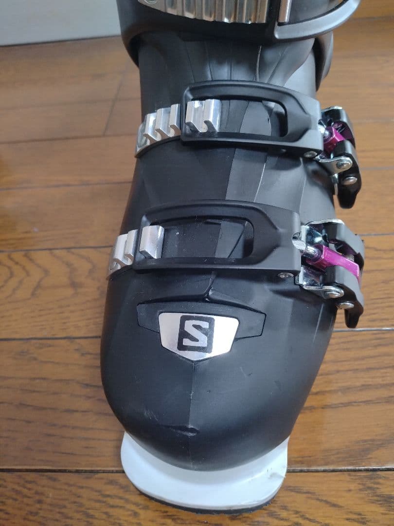 サロモン 女性用スキーブーツ 23.5cm