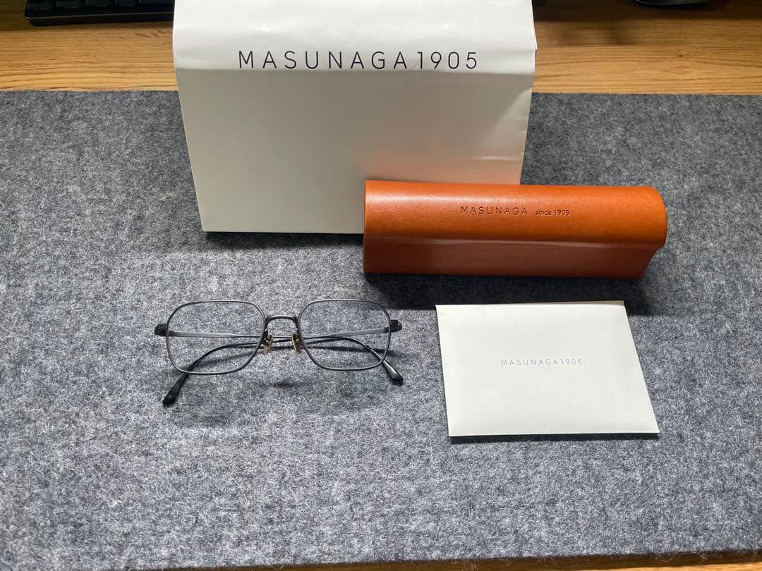 【美品】増永眼鏡　DESKEY　50□18-145　チタン　ブラック