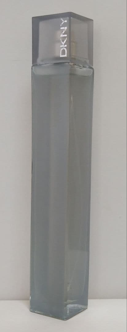 【大きい100ｍｌ】ダナキャラン　ＤＫＮＹ メン　オードトワレ Amazon.co.jp: ダナキャラン DKNYダナキャラン オードトワレ スプレー