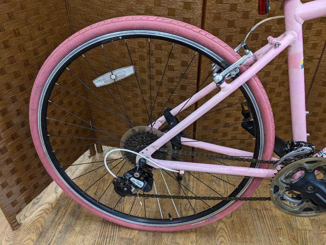 配送方法変更済み U065 クロスバイク 28インチ 3×8段変速 ピンク