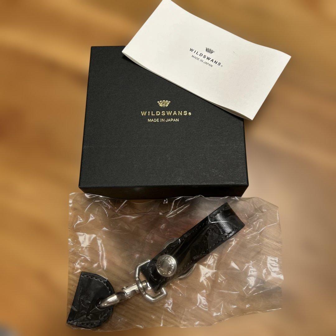 【未使用】WILDSWANS レザーキーホルダー ブラック　サドル