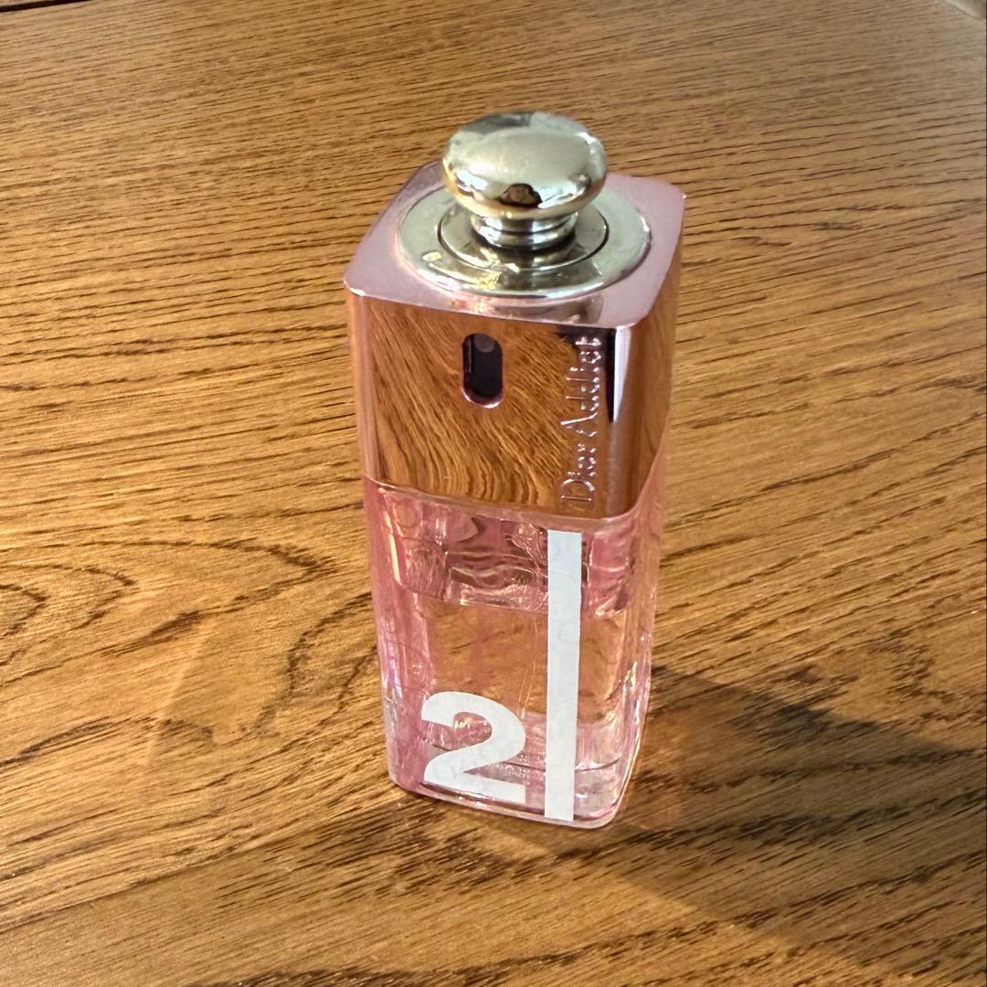 廃盤・レア】ディオール アディクト2 オードゥトワレ50ml - メルカリ