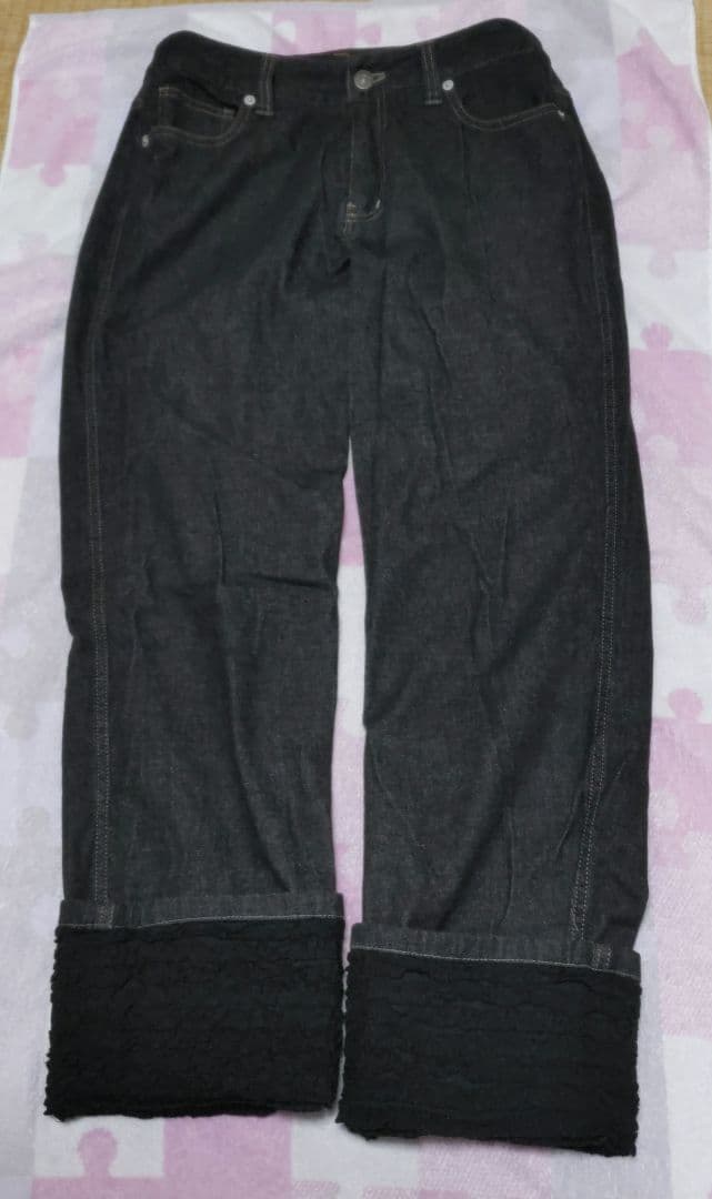 専用です❗ピンクハウス❤️裾のフリルが素敵なパンツ美品