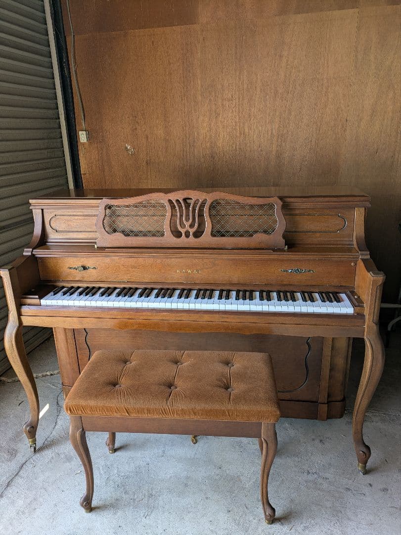 KAWAI　アップライトピアノ　KL-11KF