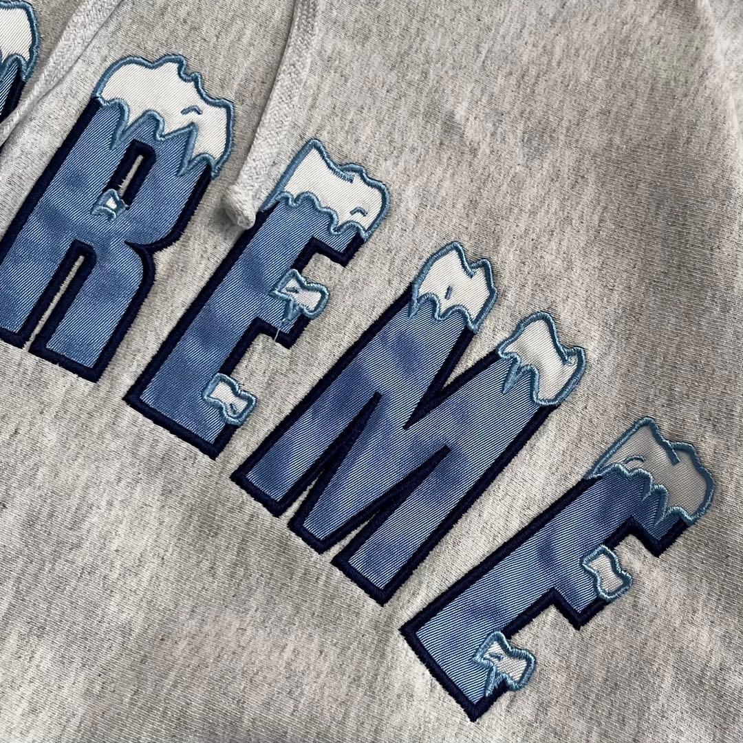 Supreme】後藤真希着用 雪ロゴ スウェットフーディー Icy Arc肉厚