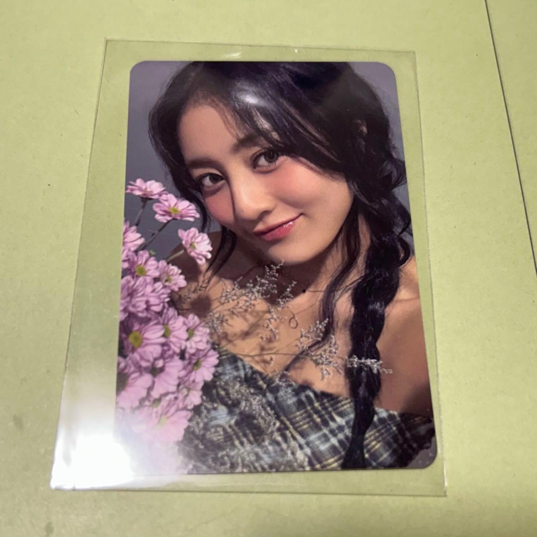 ジヒョ　zone kit トレカ