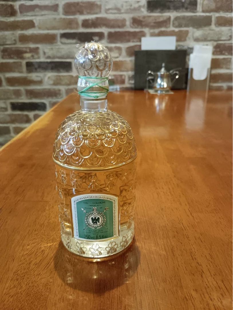 ♡*⃛様 装飾的な女性用香水 〻 リアルな🍑の香り𓂃 ⁡ ⁡ 桃の香りが好きな人に捧ぐ…♥ ⁡ ⁡ 作り込ん