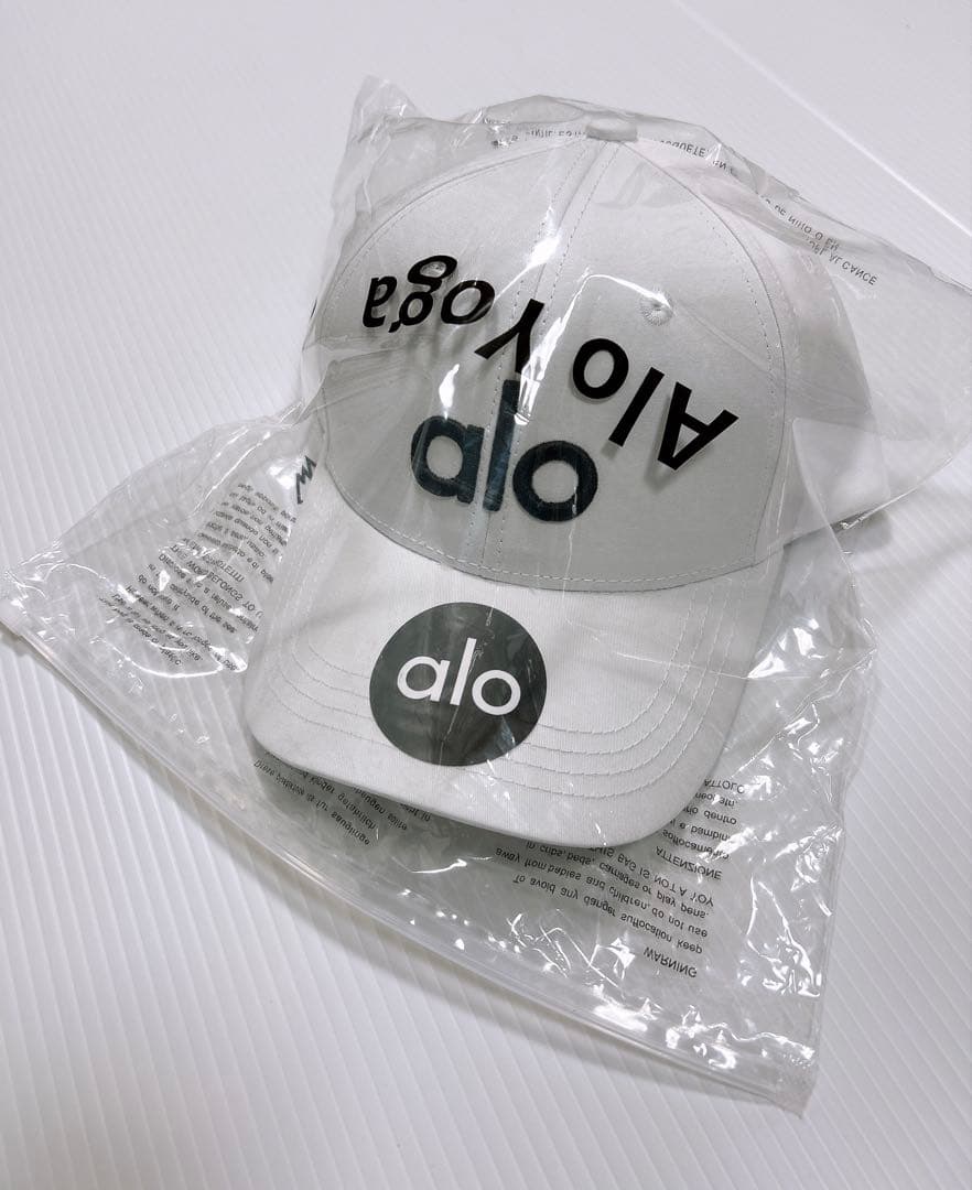 alo yoga キャップOff-Duty Cap ［新品未使用 - メルカリ