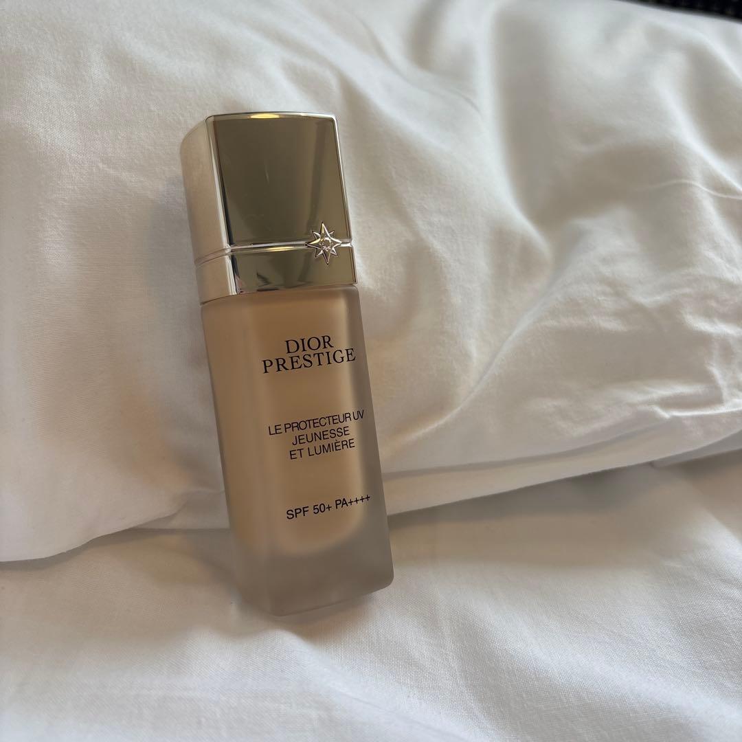 Dior プレステージ ホワイト ル プロテクターUV ルミエールBB01