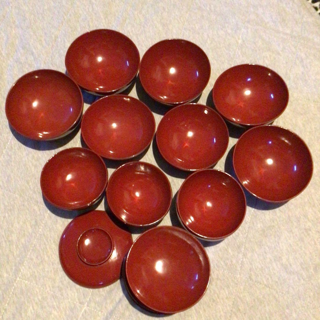 赤漆塗　底厚　お椀色々　蔵から発見　昭和初期　大正　明治　レトロ品！希少！ 漆器 朱塗り 高蒔絵 大正昭和初期 煮物椀 草花模様