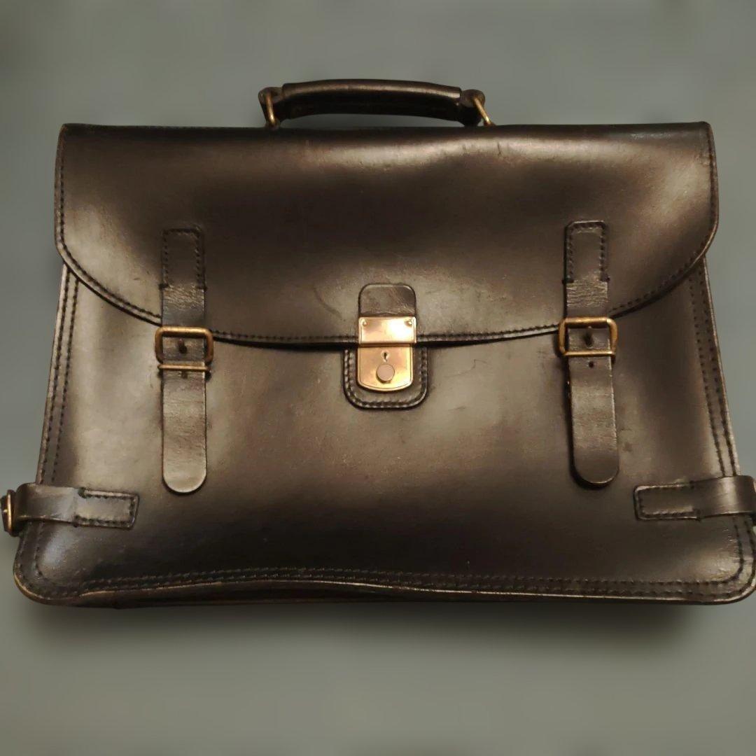 Herz 薄マチダレスバッグ B4ファイルサイズ 黒