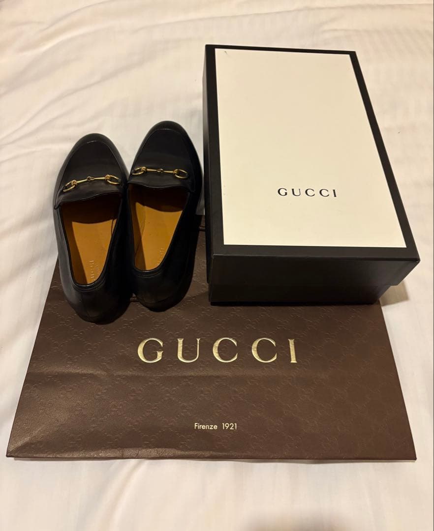 GUCCI ローファー 39ゴールドチェーン GUCCI（グッチ） 美品 シェリーライン ホースビット ローファー